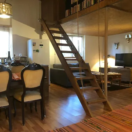 Private 100m2 Detached With Castle Garden *