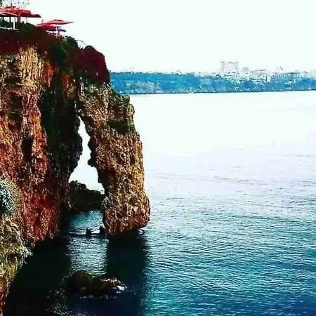 Private 100m2 Detached With Castle Garden *