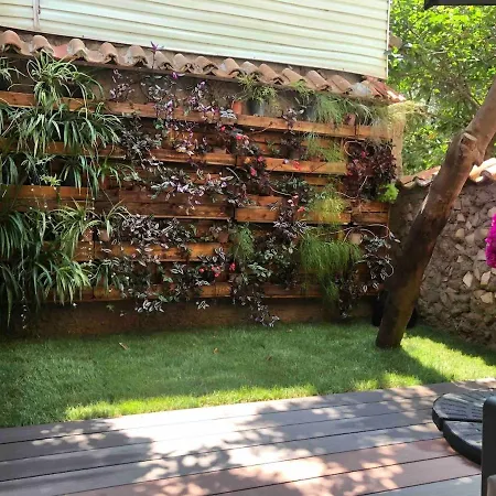 Вилла Private 100m2 Detached With Castle Garden